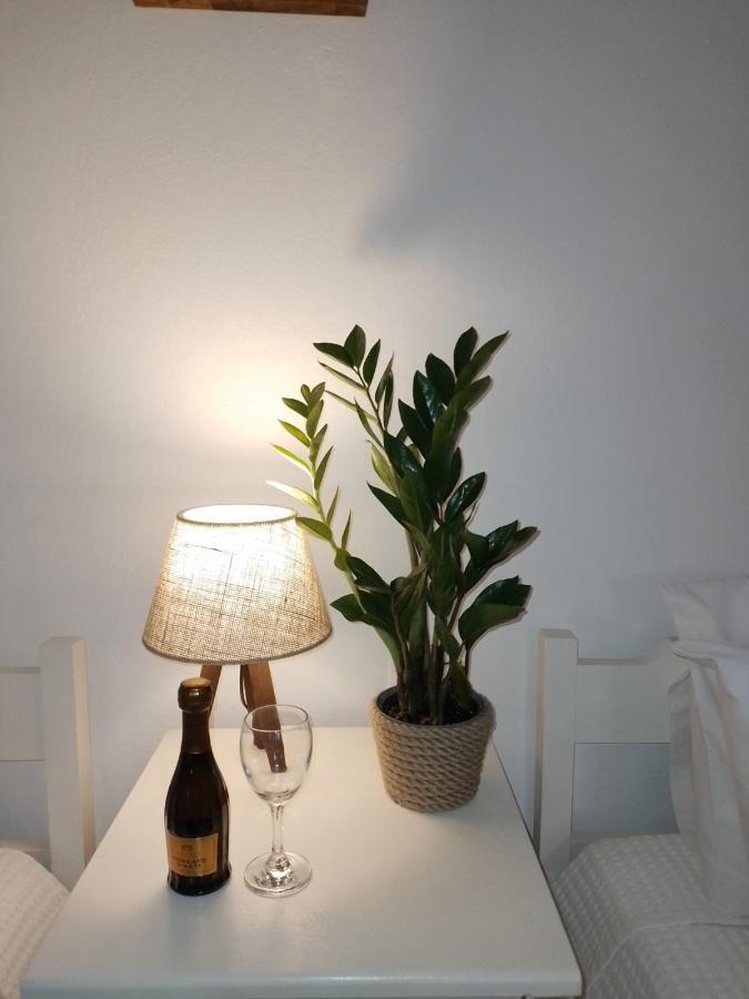 Town Apartment *
